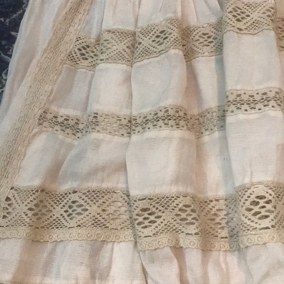 Anthropologie cream flowy dress - Picture 4 of 4